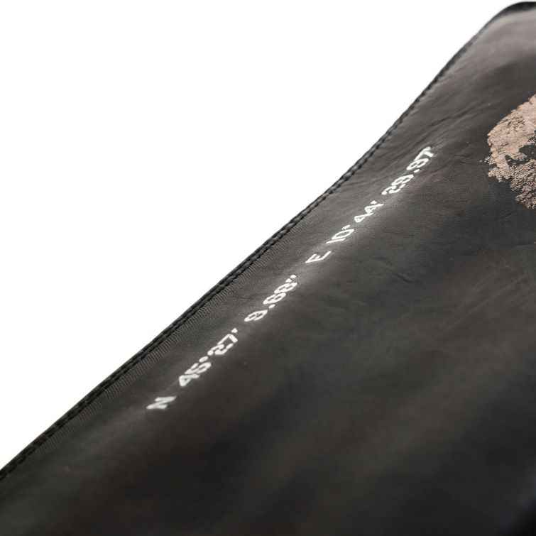 BORSA ARTICA: eleganza e carattere in pelle artigianale A.S.98