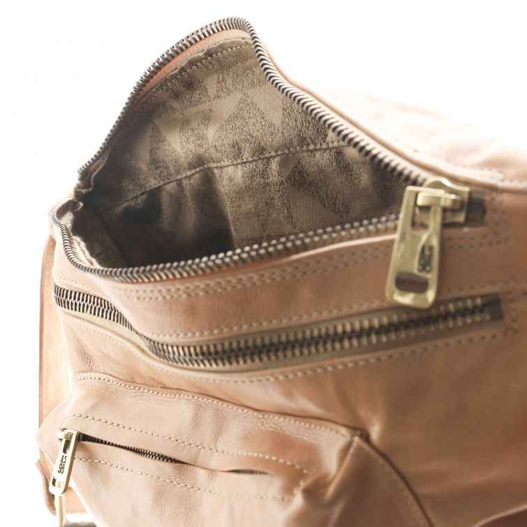 BORSA AIR A.S.98 in pelle: stile autentico e praticità