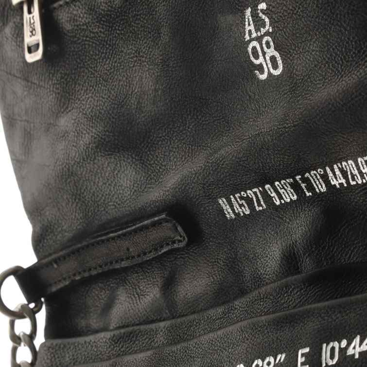 BORSA LEAH A.S.98 in pelle – Eleganza essenziale dal carattere deciso