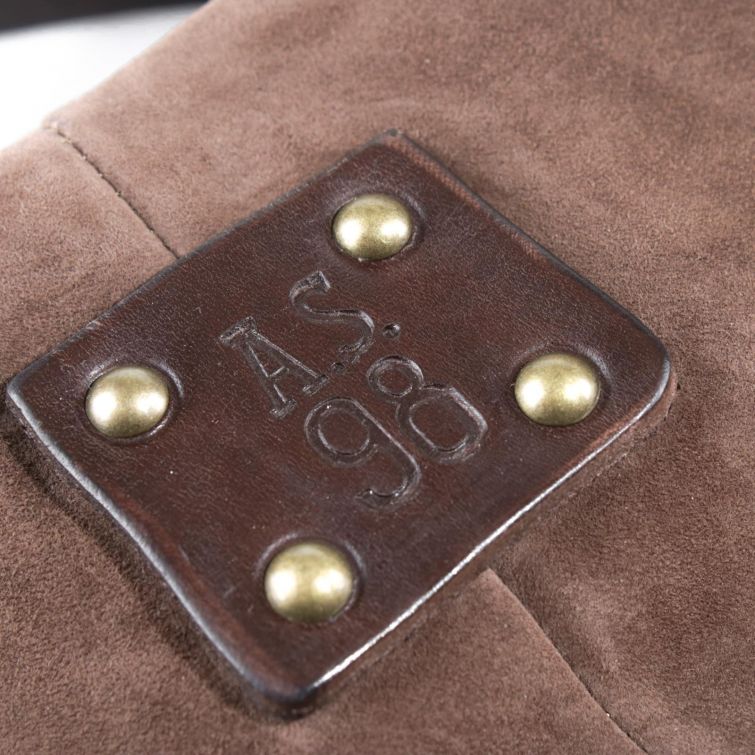 BORSA OLISIA A.S.98 in pelle ebano dal fascino naturale