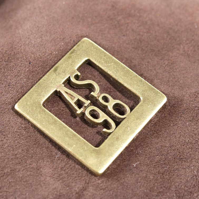 BORSA OLISIA A.S.98 in pelle ebano dal fascino naturale