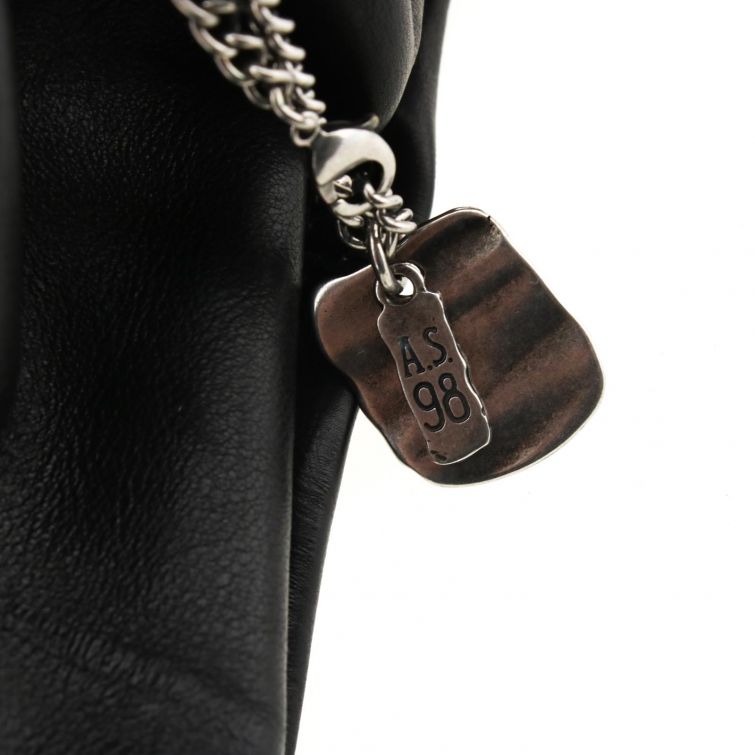 BORSA OLISIA A.S.98 in pelle nera dal design contemporaneo