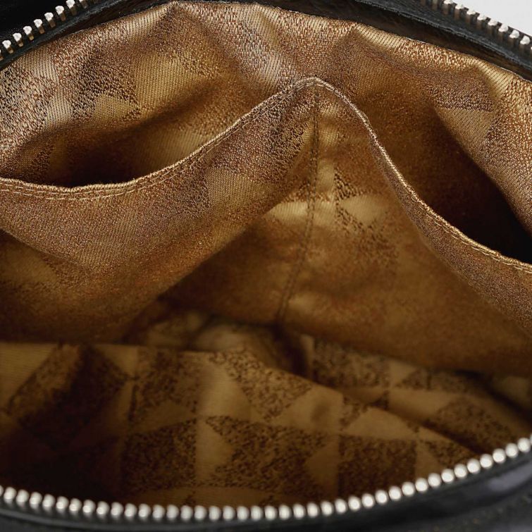 BORSA LÈA A.S.98 – Pelle morbida e carattere contemporaneo