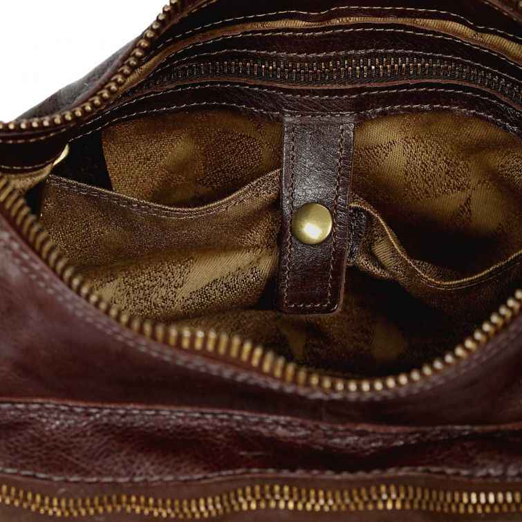 BORSA OLA A.S.98 – Pelle e carattere dal fascino vintage