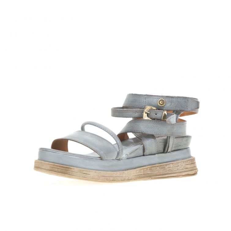Sandali LEXI Lagos 2.0 in pelle goffrata, doppia piattaforma, colore azzurro, stile artigianale.