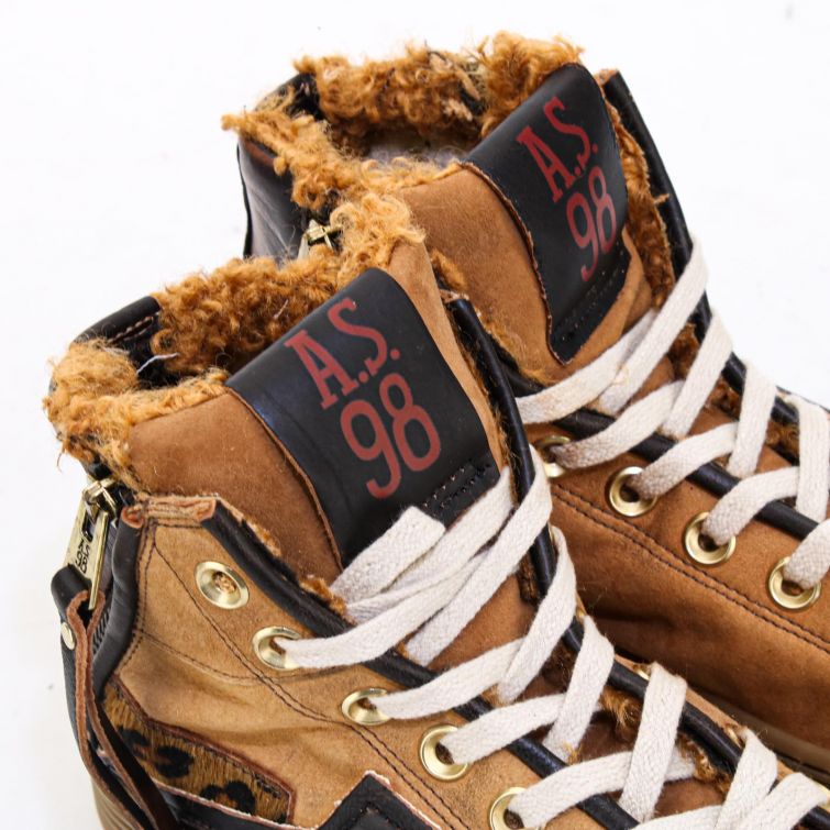 SNEAKERS ACELINE: design A.S.98 in pelle e suede dal carattere unico