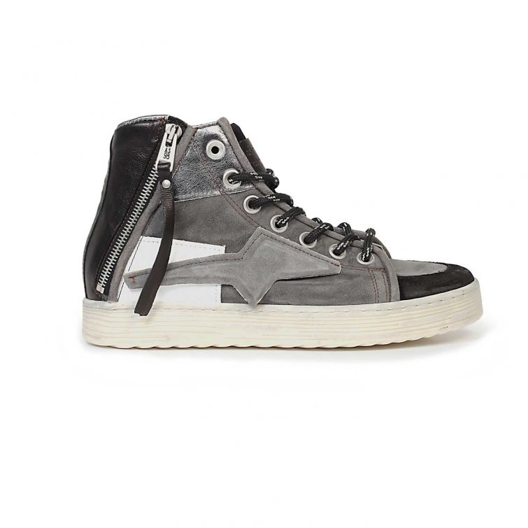 Sneakers SH A.S.98 alte da donna in pelle e camoscio grigio e nero con zip laterale, lacci e suola chiara.