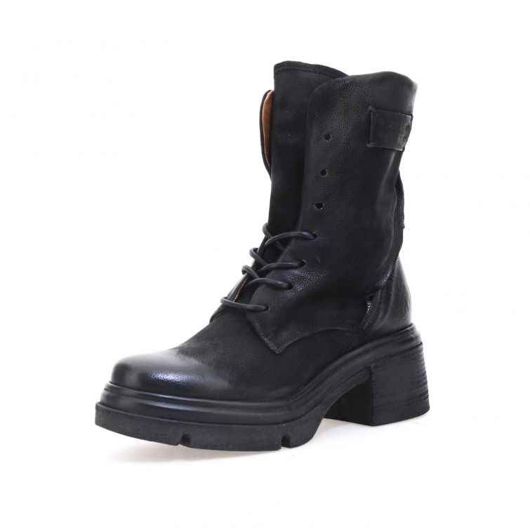 STIVALETTI EDEN: must-have urbani con tacco e carattere grintoso