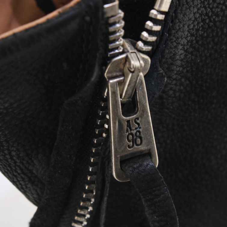 STIVALETTI EDEN: must-have urbani con tacco e carattere grintoso