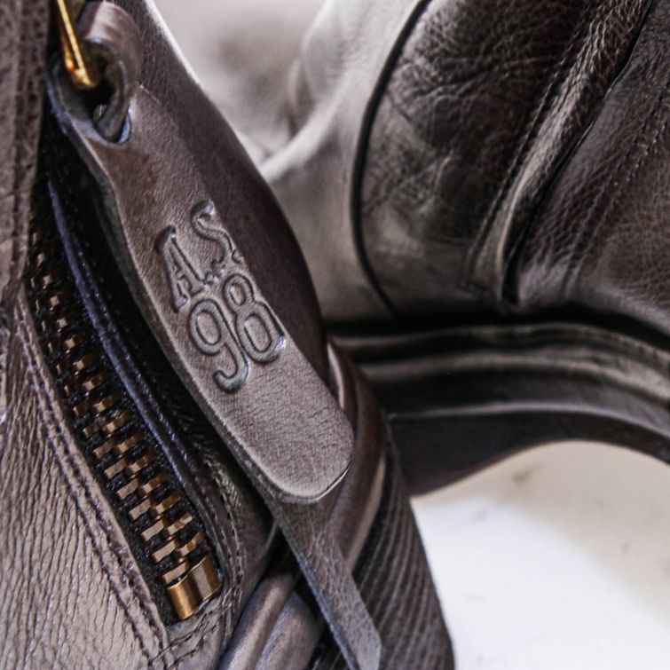 STIVALETTI EIRE: must-have urbani con tacco e suola carrarmato