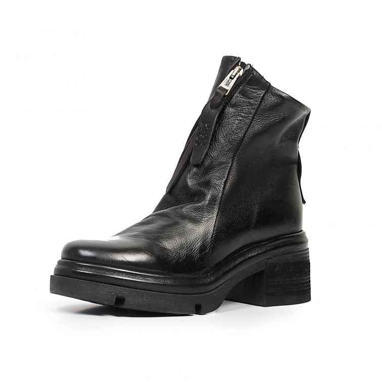 STIVALETTI A.S.98 – Pelle nera e carattere urban