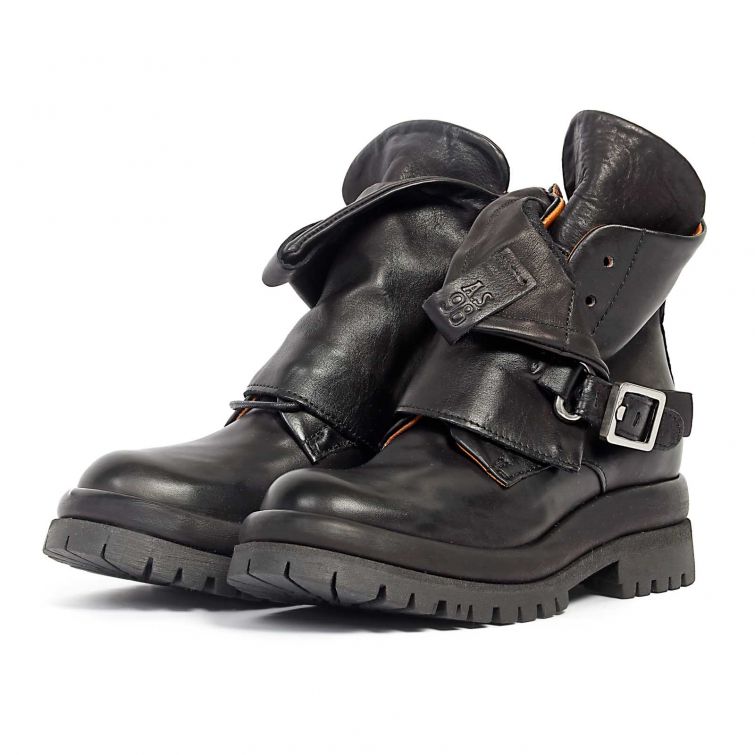 Stivaletti Darryl A.S.98 neri in pelle stile biker con fibbia metallica e suola carrarmato