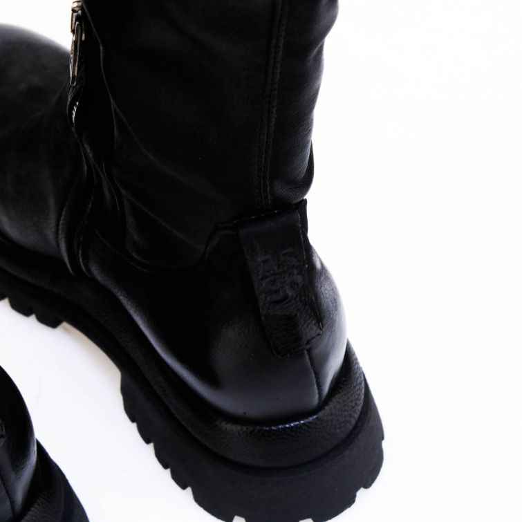 STIVALI DESANA: grinta biker e stile A.S.98 contemporaneo