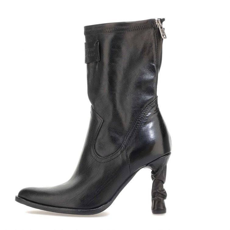 FELICIA ANKLE BOOTS B57207