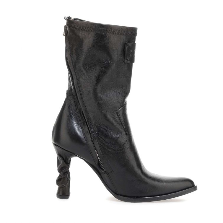 FELICIA ANKLE BOOTS B57207