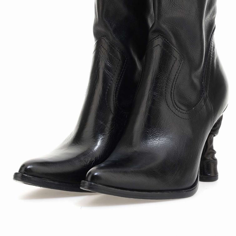 FELICIA ANKLE BOOTS B57207
