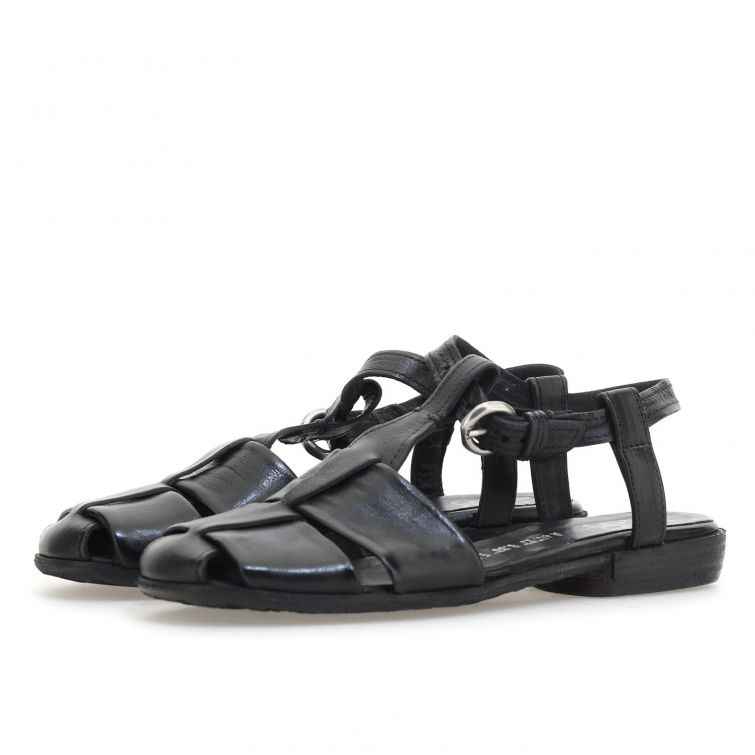 SANDALO ZANIA: Stile e Comfort in Vera Pelle per Ogni Occasione