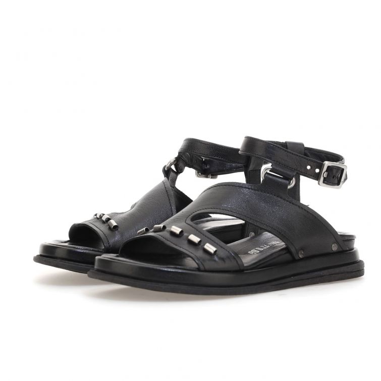 SANDALI SPARROW: stile rock leggero con anima - Main Image