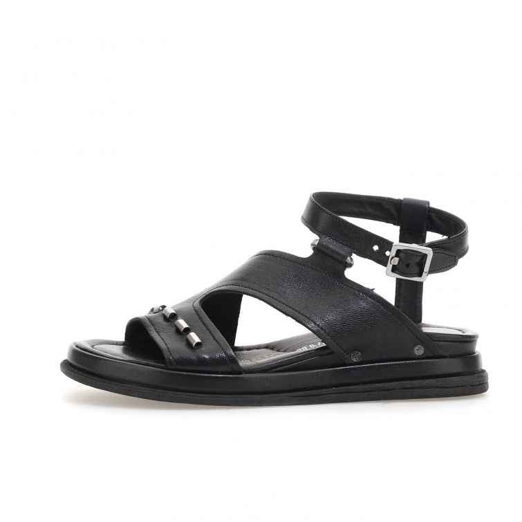 SANDALI SPARROW: stile rock leggero con anima A.S.98