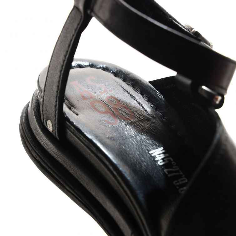 SANDALI SPARROW: stile rock leggero con anima A.S.98