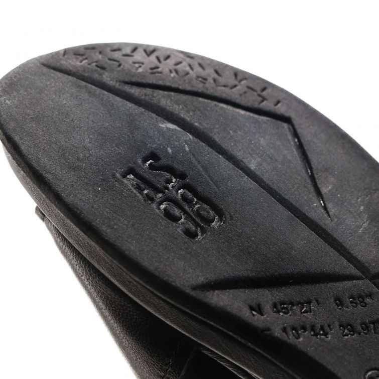 SANDALI SPARROW: stile rock leggero con anima A.S.98