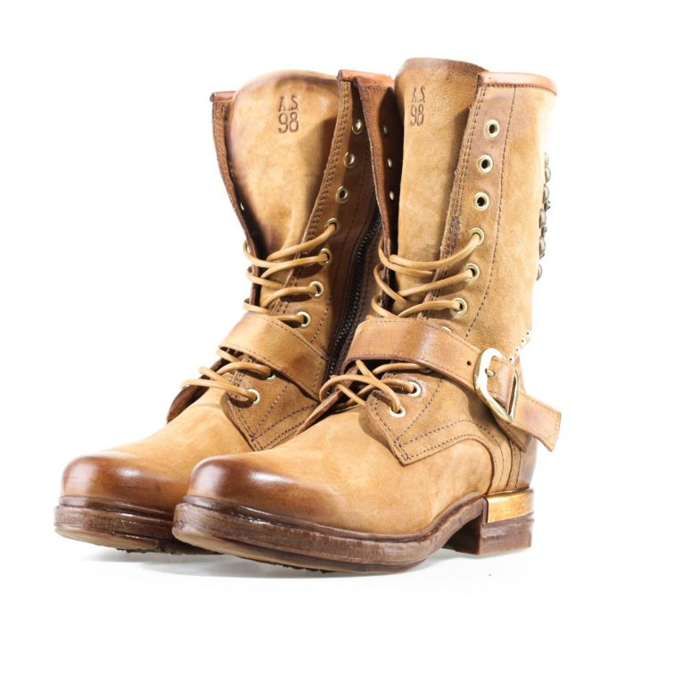Stivaletti Aeon A.S.98 in pelle cuoio con borchie e fibbia stile biker rock