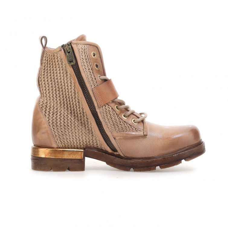 STIVALETTI ARCHER: Stile Ribelle con Zip, Fibbie e Pellami Sfumati