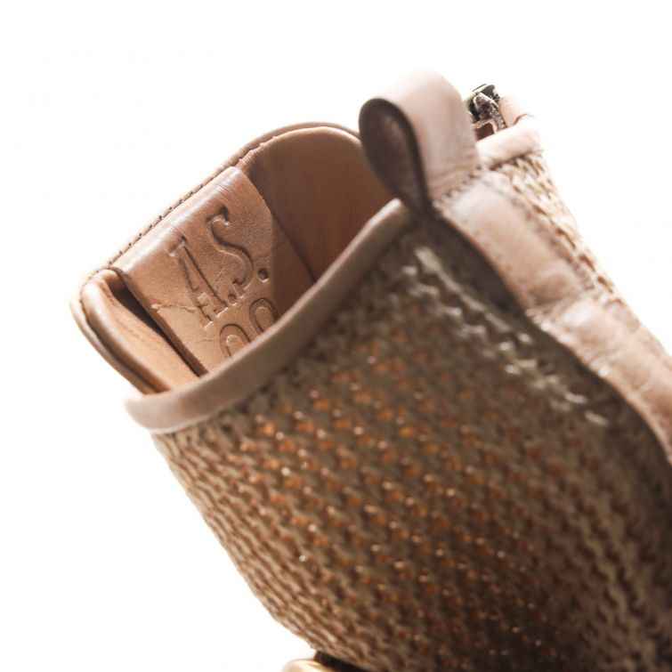 STIVALETTI ARCHER: Stile Ribelle con Zip, Fibbie e Pellami Sfumati