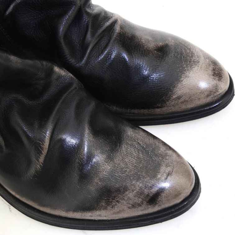 STIVALETTI ROMY: stile post-punk dal fascino ribelle