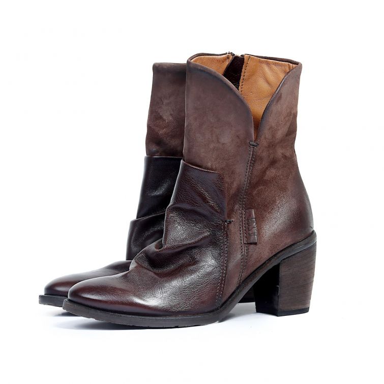 Stivaletti Realm A.S.98 in pelle marrone effetto vissuto con tacco alto