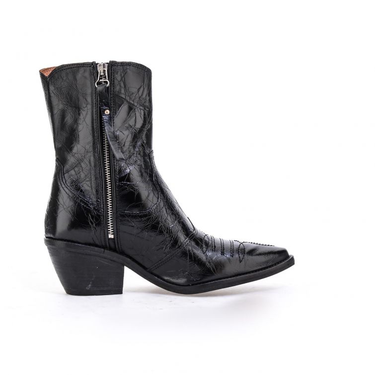 STIVALETTI CRYSTAL in pelle: anima country e stile western