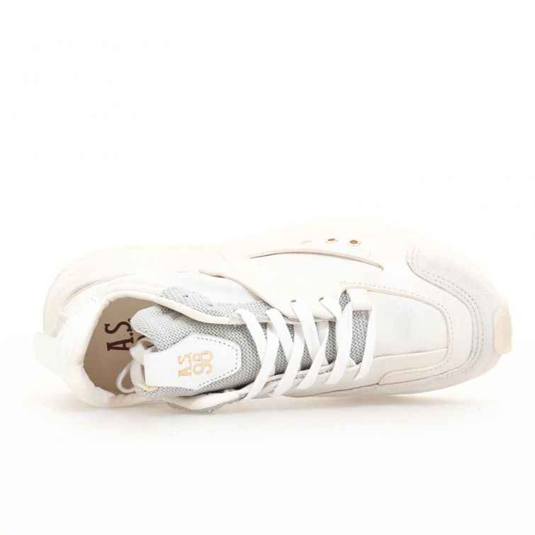 SNEAKERS FOSTER: Stile Iconico e Comfort per un Look Deciso
