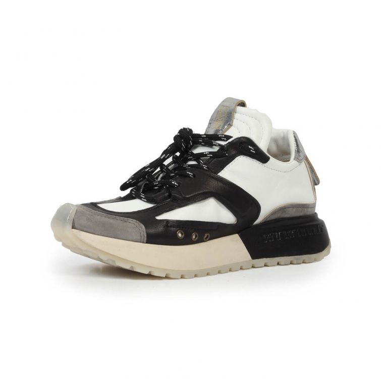 Sneakers FAIRFAX A.S.98 da donna in pelle bianca, nera e suede grigio con suola oversize, design urban rock e lavorazione artigianale italiana.