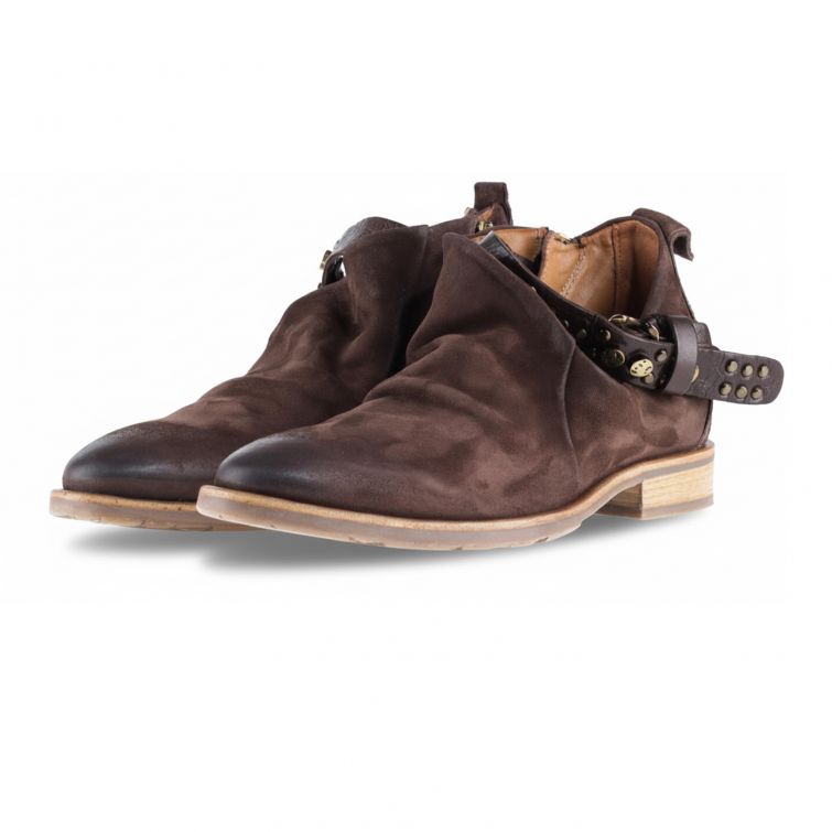Stivaletti Ismera A.S.98 in pelle marrone con borchie e cinturino stile urbano