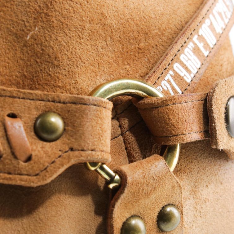 STIVALETTI IEVIA A.S.98 in pelle con borchie stile urbano