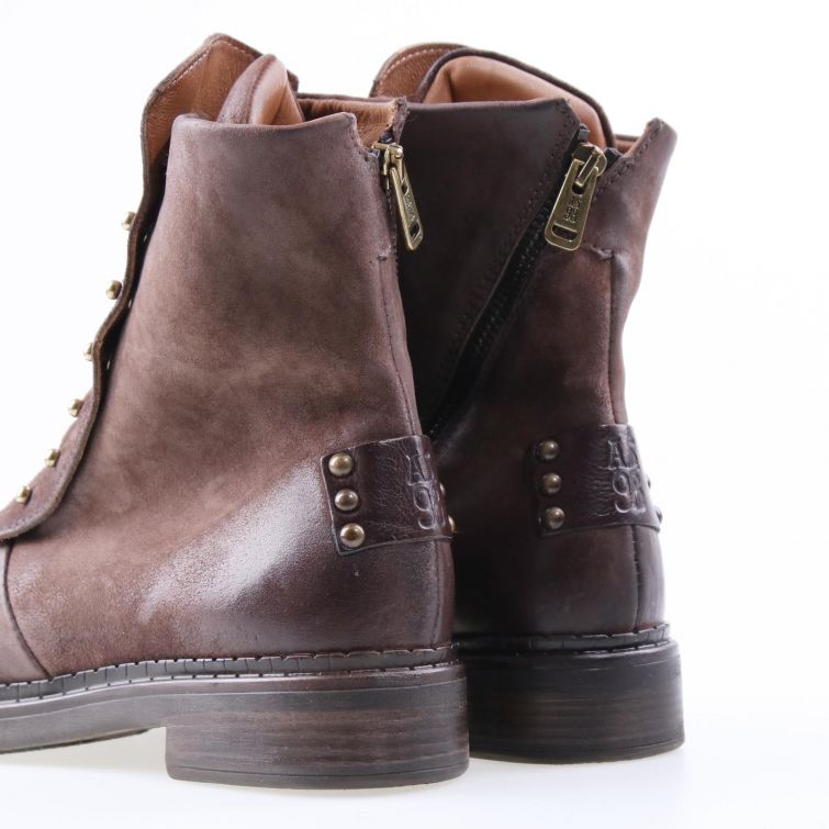 STIVALETTI VEILA A.S.98 in pelle – Femminilità e carattere urbano