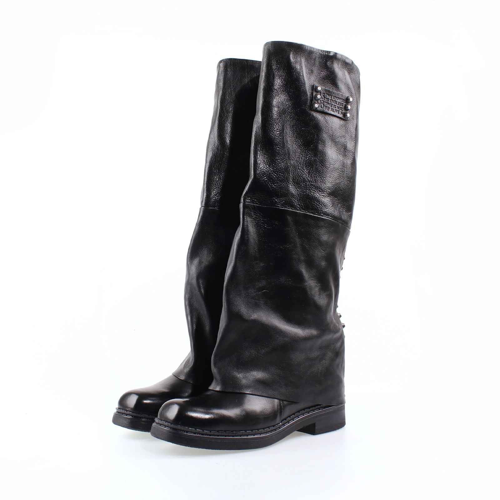STIVALI VAIAL A.S.98 in pelle nera – Stile deciso e fascino urbano