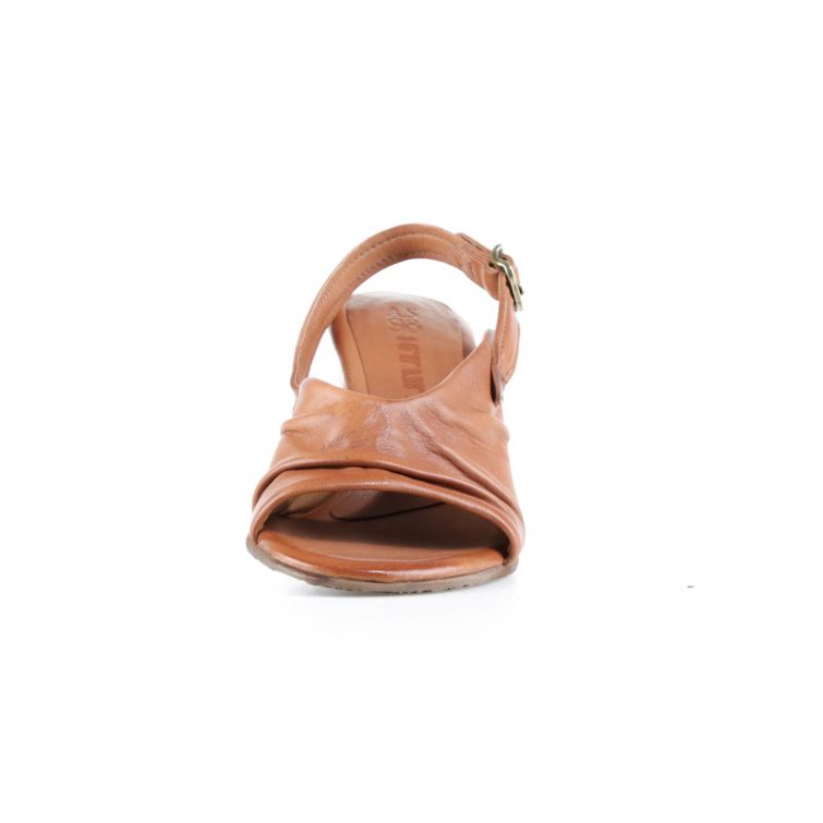 SANDALI TABIHA in pelle cuoio con tacco e design elegante