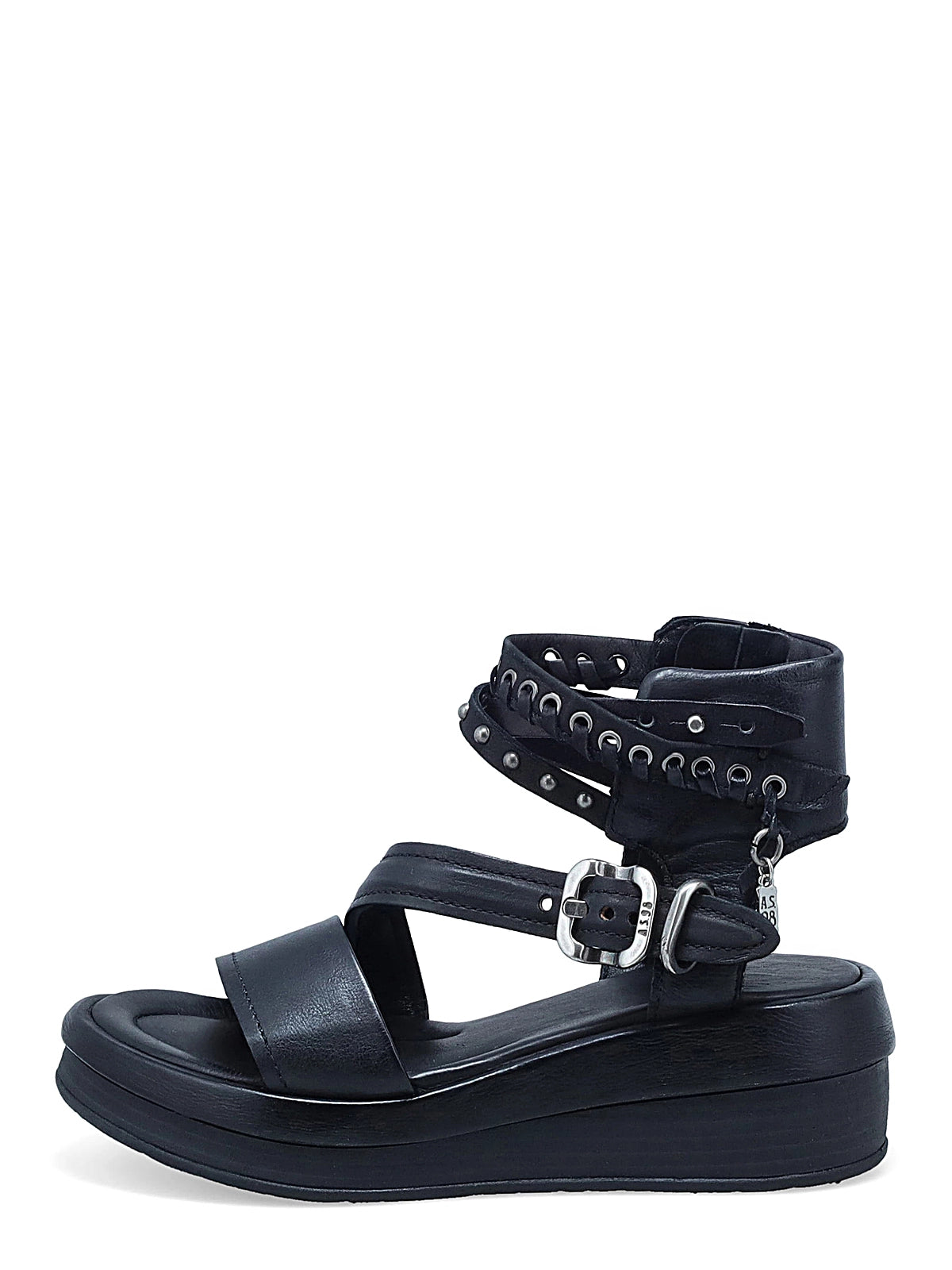 Sandali AS98 in pelle nera con zeppa, borchie e fibbie metalliche, stile rock e artigianale