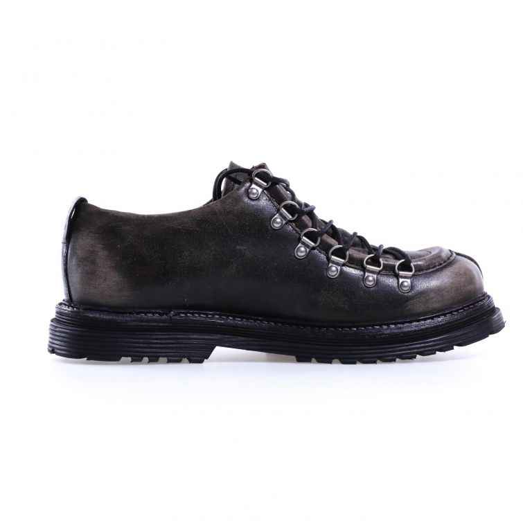 SCARPE SOCRATE A.S.98 in pelle – Design artigianale e carattere unico