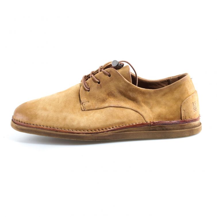 Scarpa uomo ELVIS A.S.98 in pelle marrone chiaro effetto vintage con lacci, suola bassa leggera e design essenziale