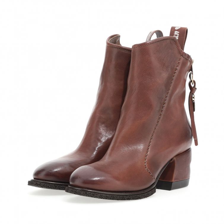 LAWRIE ANKLE BOOTS B01202