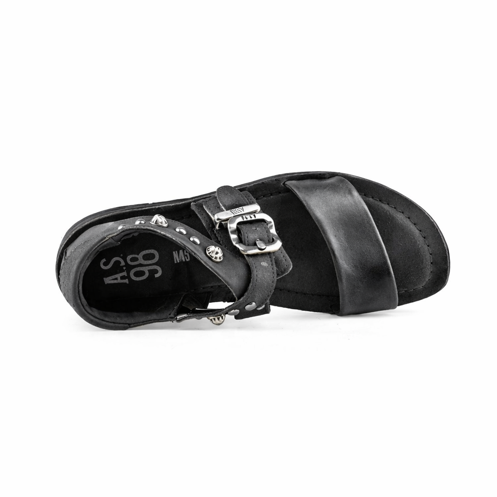 SANDALI RIANNA in pelle nera con borchie e fibbia argento