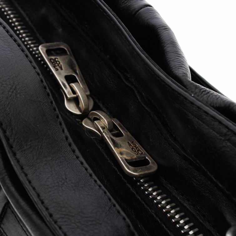 BORSA ADRIEN A.S.98 in pelle – Carattere deciso e stile autentico