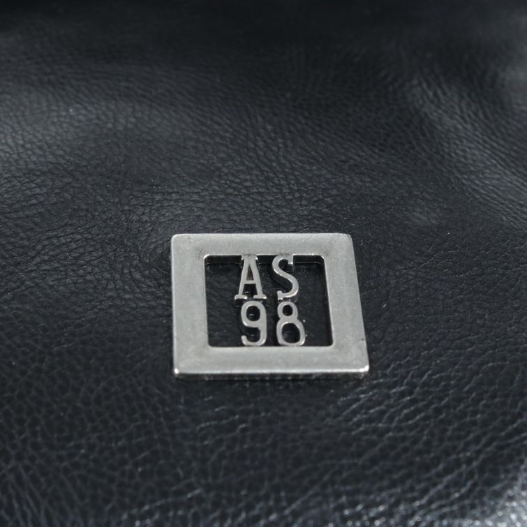 BORSA LOISIA A.S.98 in pelle nera dal design essenziale
