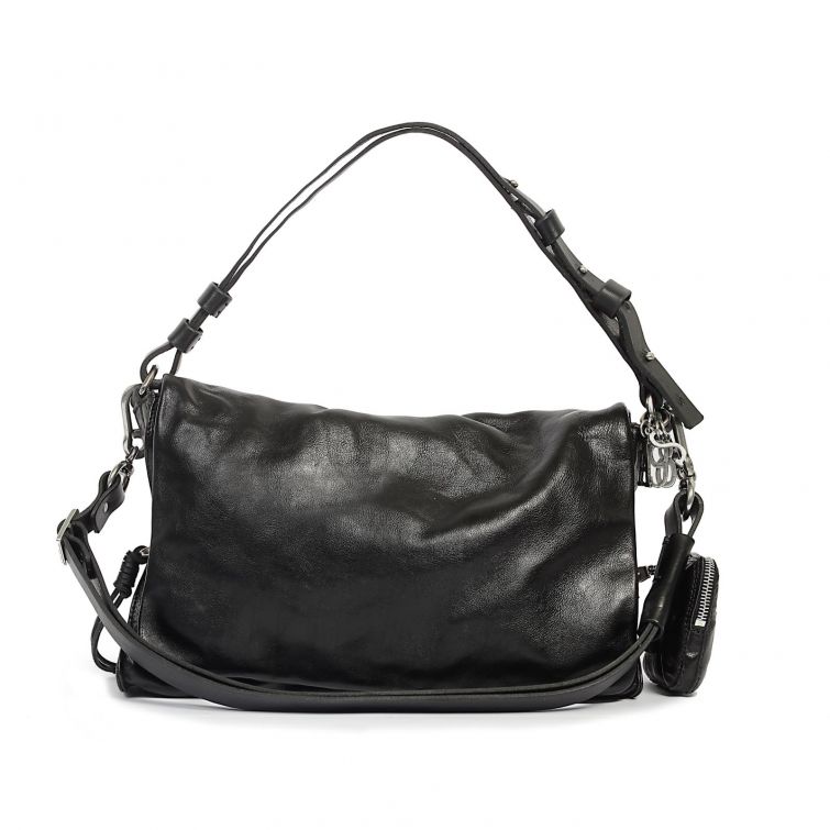 Borsa ELODIE A.S.98 in pelle nera morbida con tracolla, manico a spalla, dettagli metallici e tasca laterale con zip.