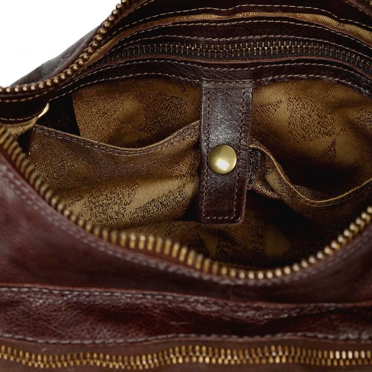 BORSA OLA A.S.98 – Pelle e carattere dal fascino vintage