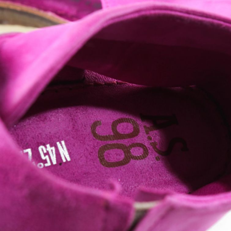 SANDALI ROMI in pelle fucsia con suola flat e design essenziale