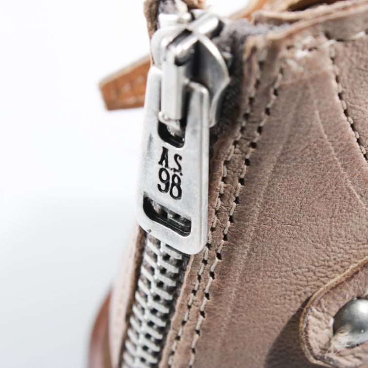 SANDALI RALPH in pelle beige con cinturino regolabile