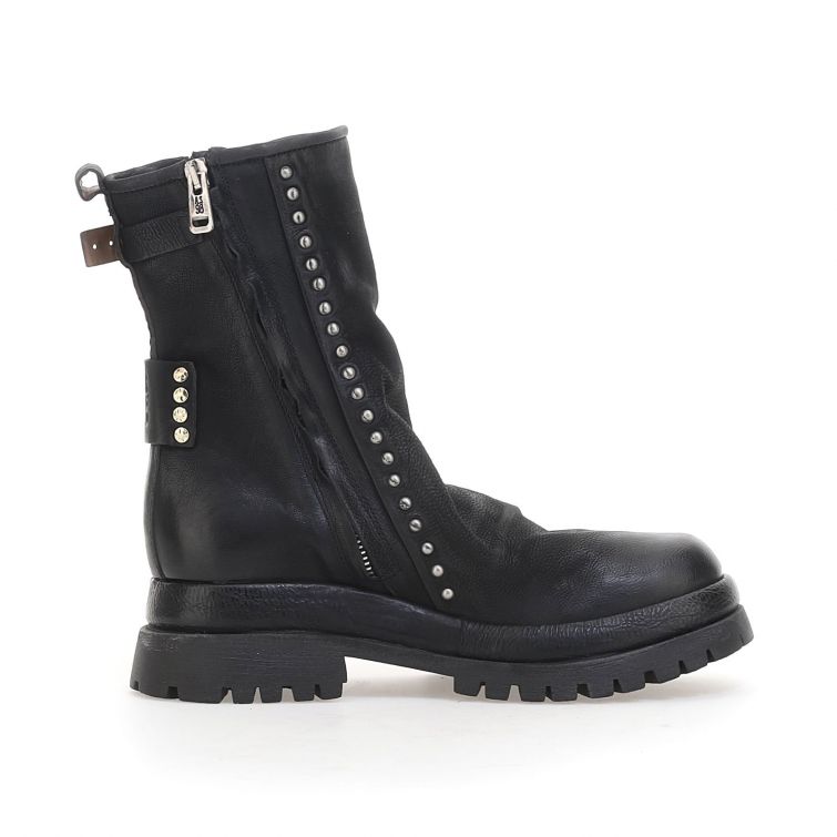 STIVALI DARCY: biker moderni con borchie e grinta A.S.98